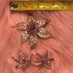 VINTAGE RHINESTONE BROOCH & EARRINGS SET